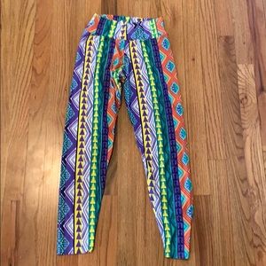 LIQUIDOACTIVE 3/4 LENGTH LEGGINGS PURPLE, ORANGE,